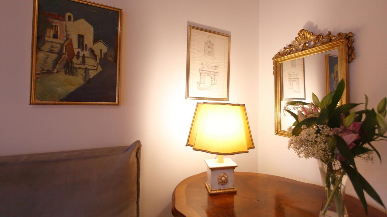 B&B Domus Sirmione Buitenkant foto