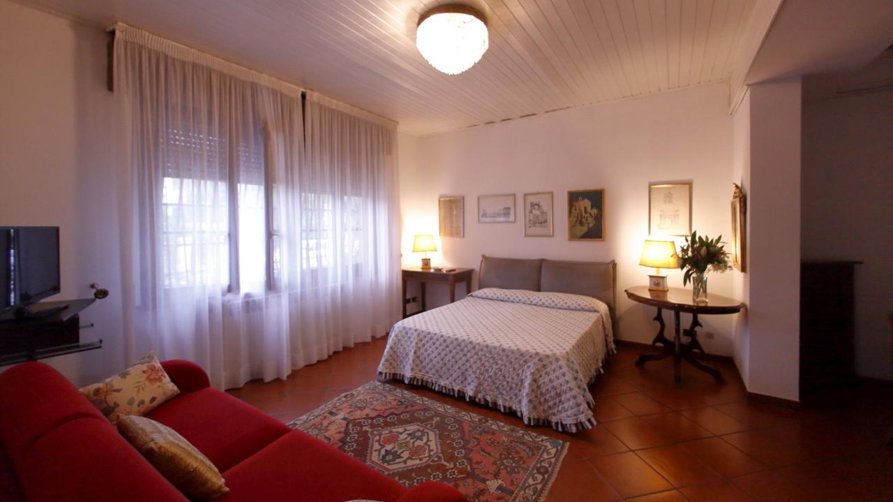 B&B Domus Sirmione Buitenkant foto